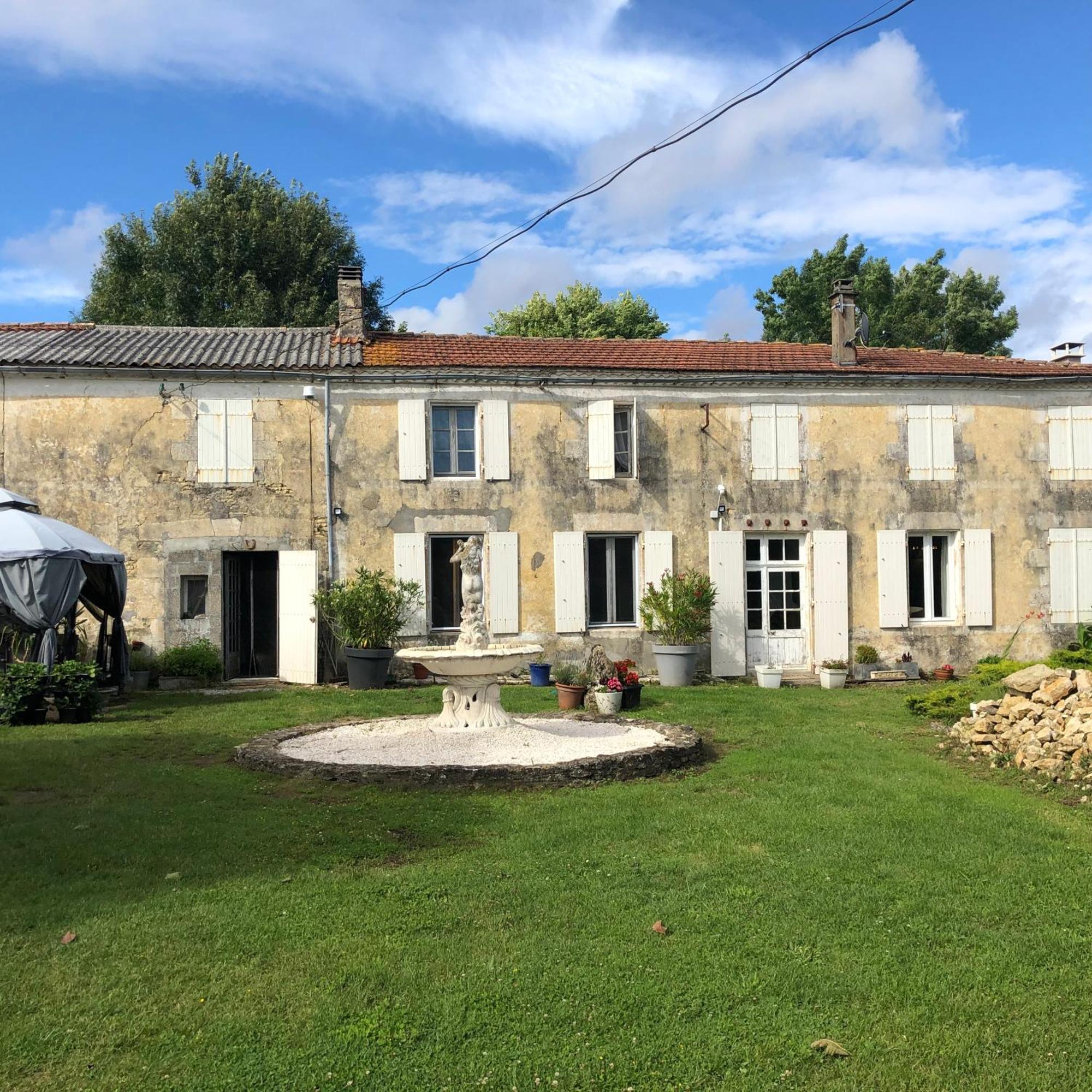 Saint-Pierre-la-Noue Les Geais Bed & Breakfast エクステリア 写真